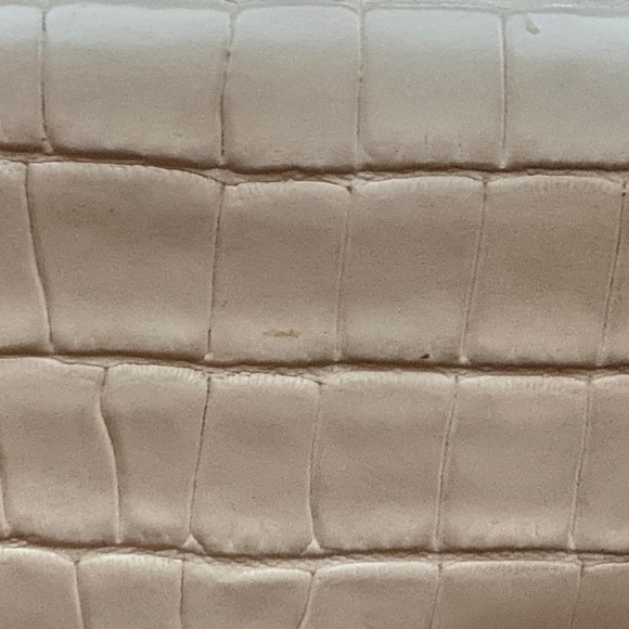 Aspinal of London Mayfair Handbag in Taupe Croc-Embossed leather - Picture 4 of 7